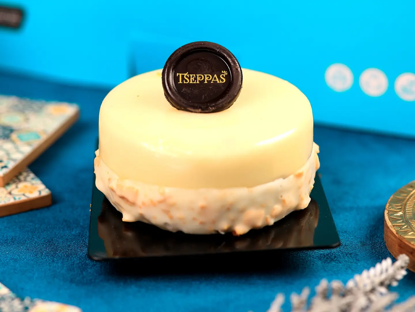 White Nutella Mousse Single Cake