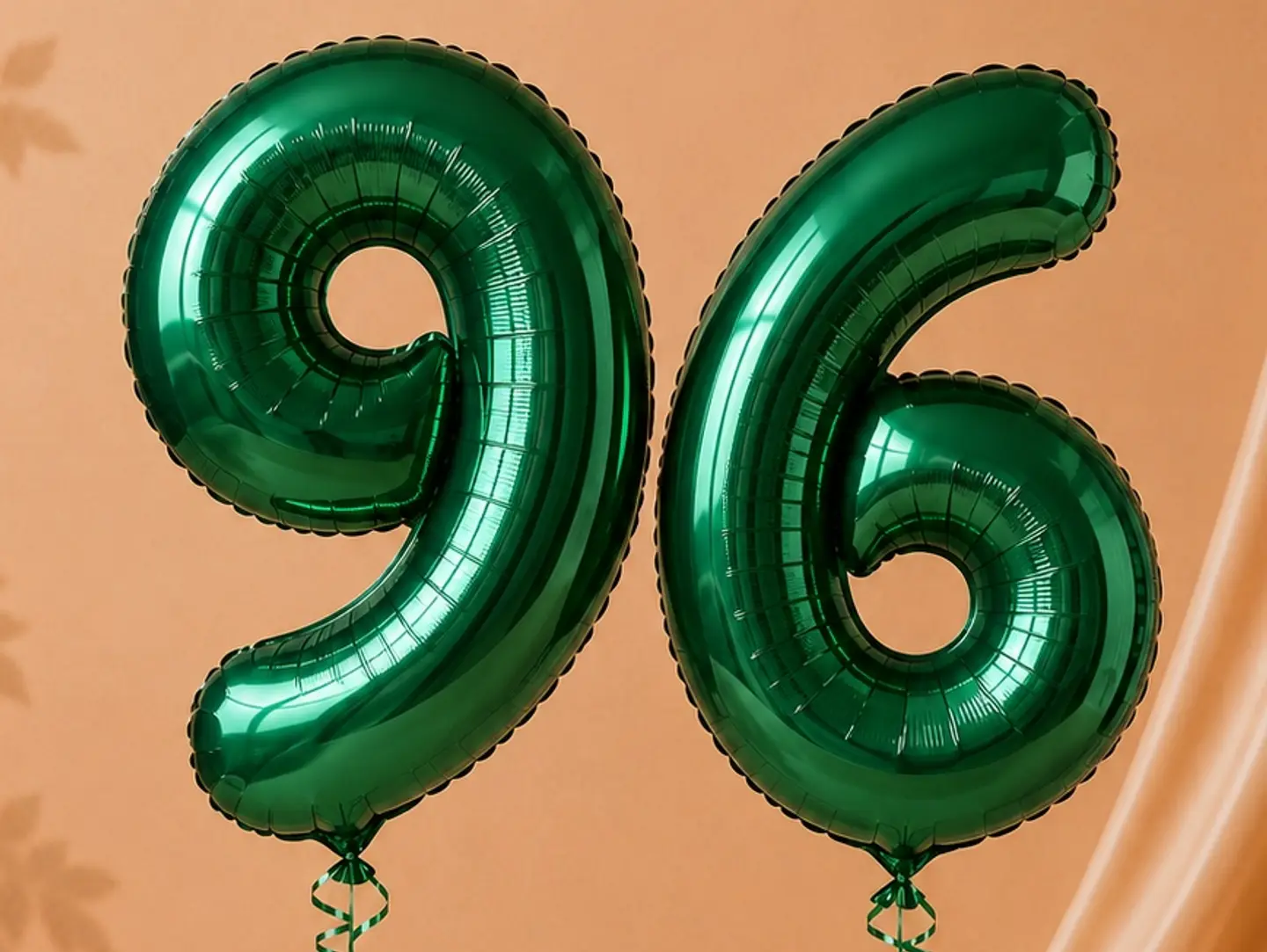 بالونات هيليوم رقم 96 لليوم الوطني السعودي