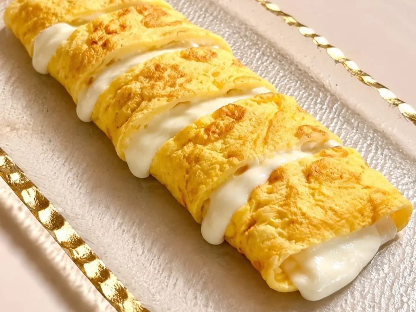 Omelette With Cheese