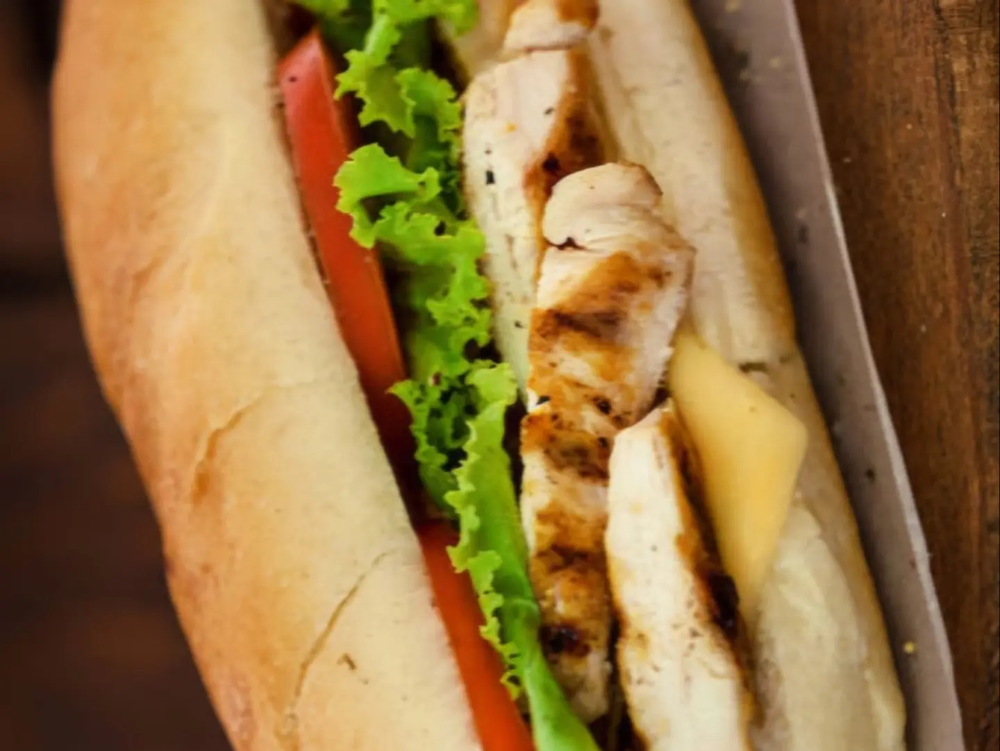 Chicken Breast Sandwich - Samoli Bread