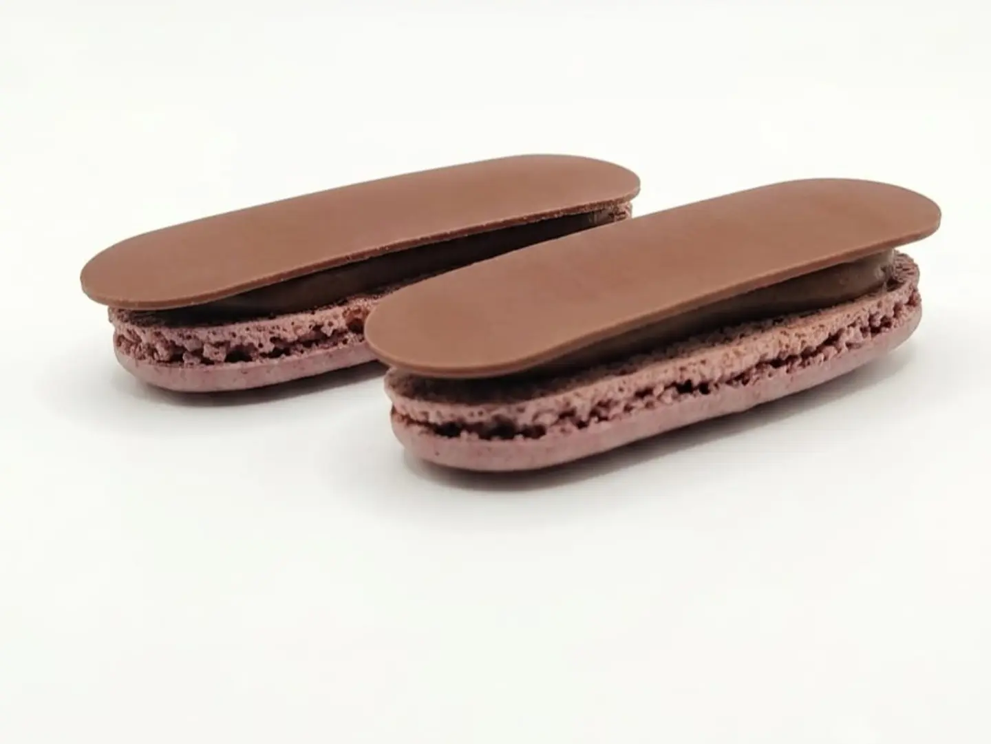 Fingers Of Macron Caramel