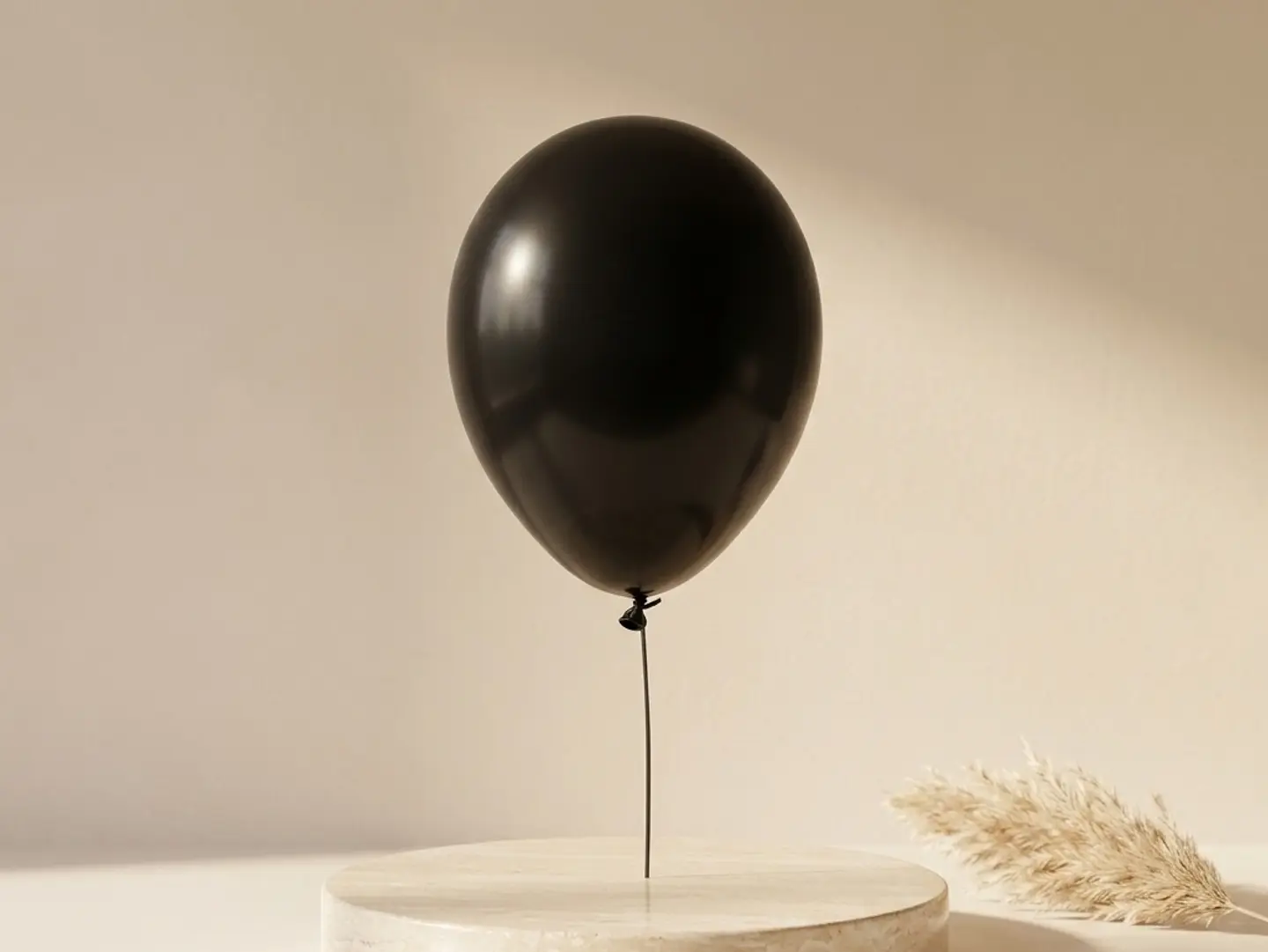 Black Balloon