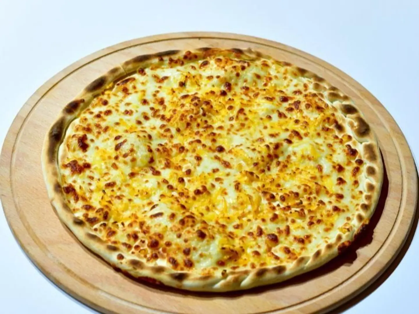 Medium Mixed Cheese Pizza