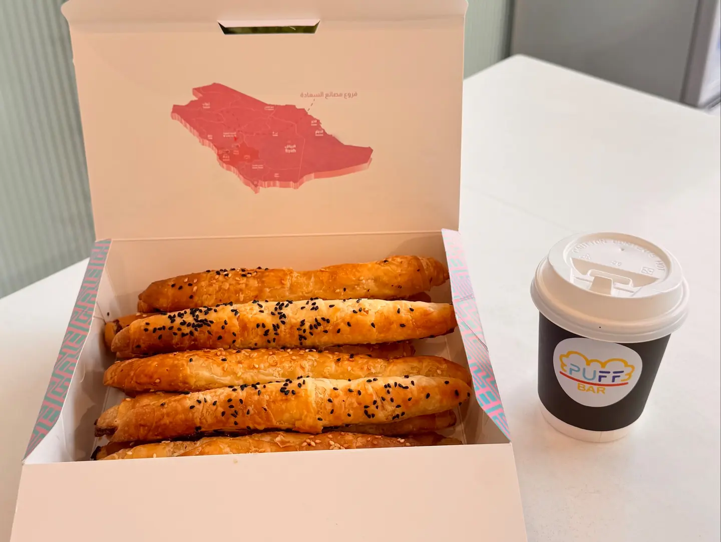 Puff Cheddr 16 Pieces Box