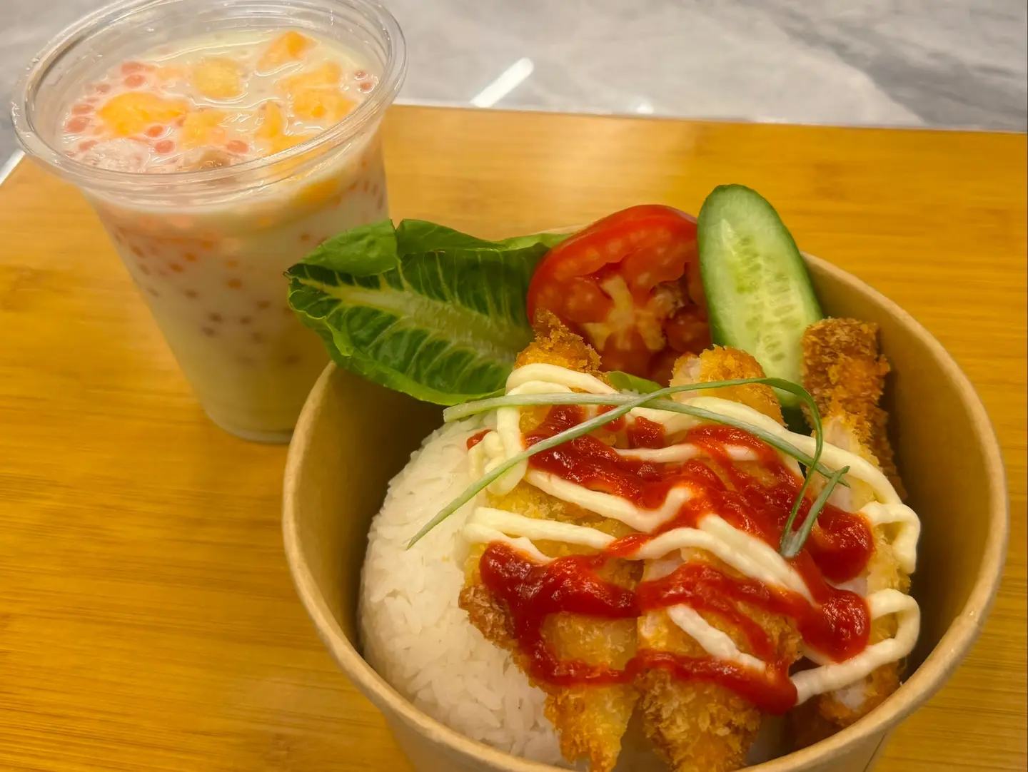 Rice Bowl Dori Katsu Chili Mayo + Ice Melon Sago