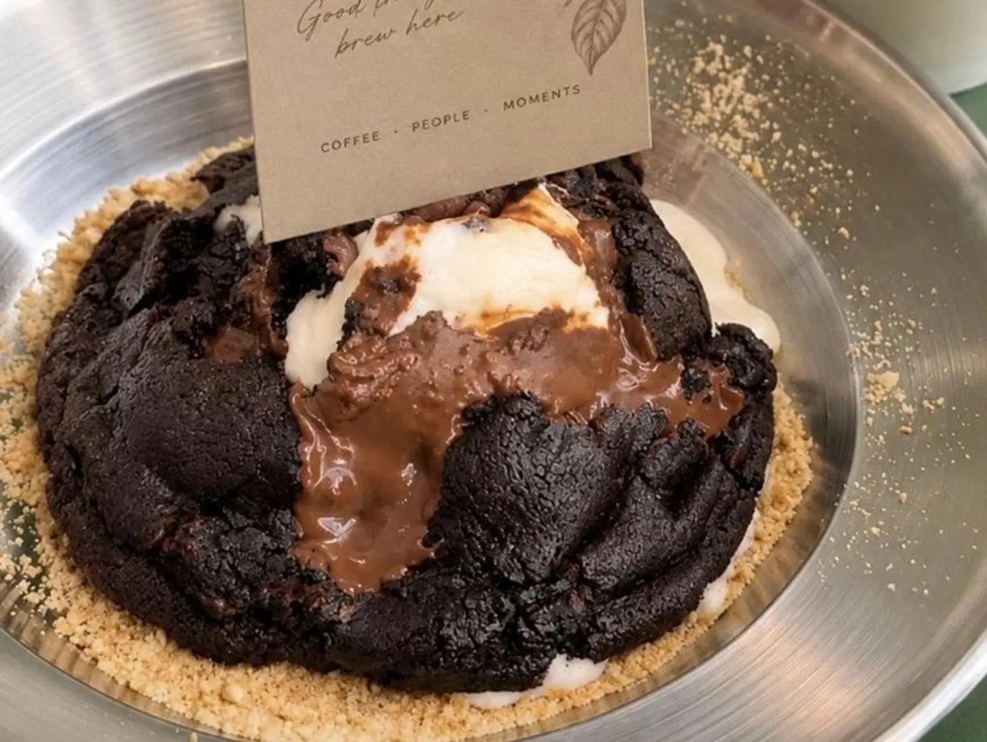 The Viral Brownie Cookies