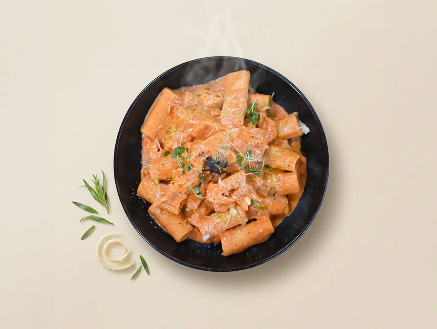 Pink Rigatoni With Chicken