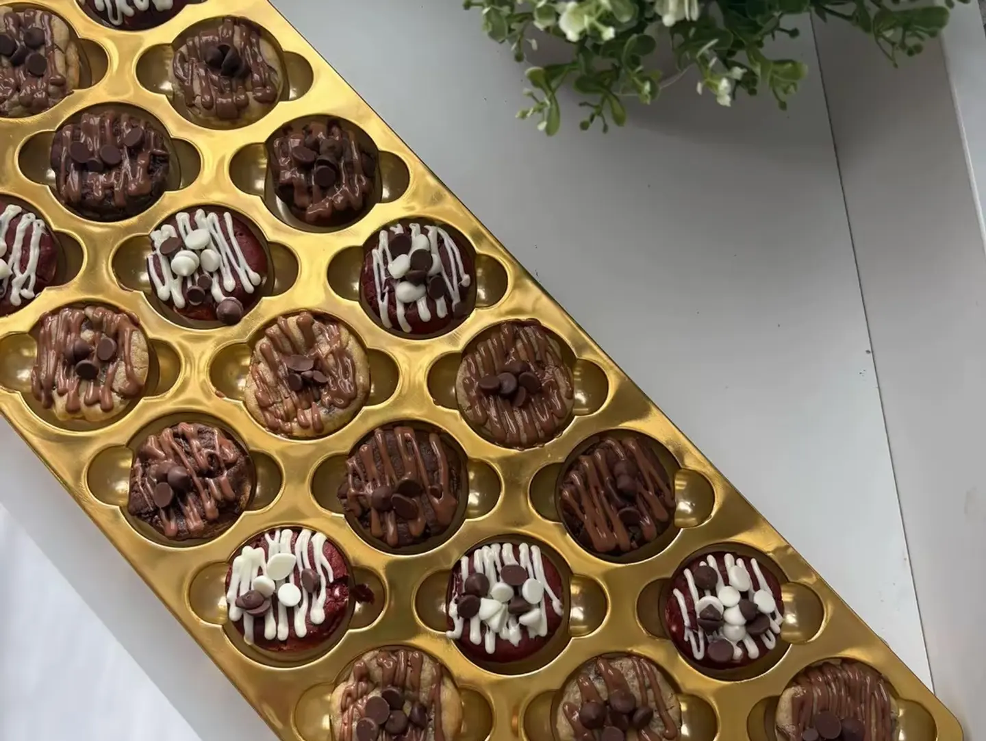 Assorted Cup Cookies Box