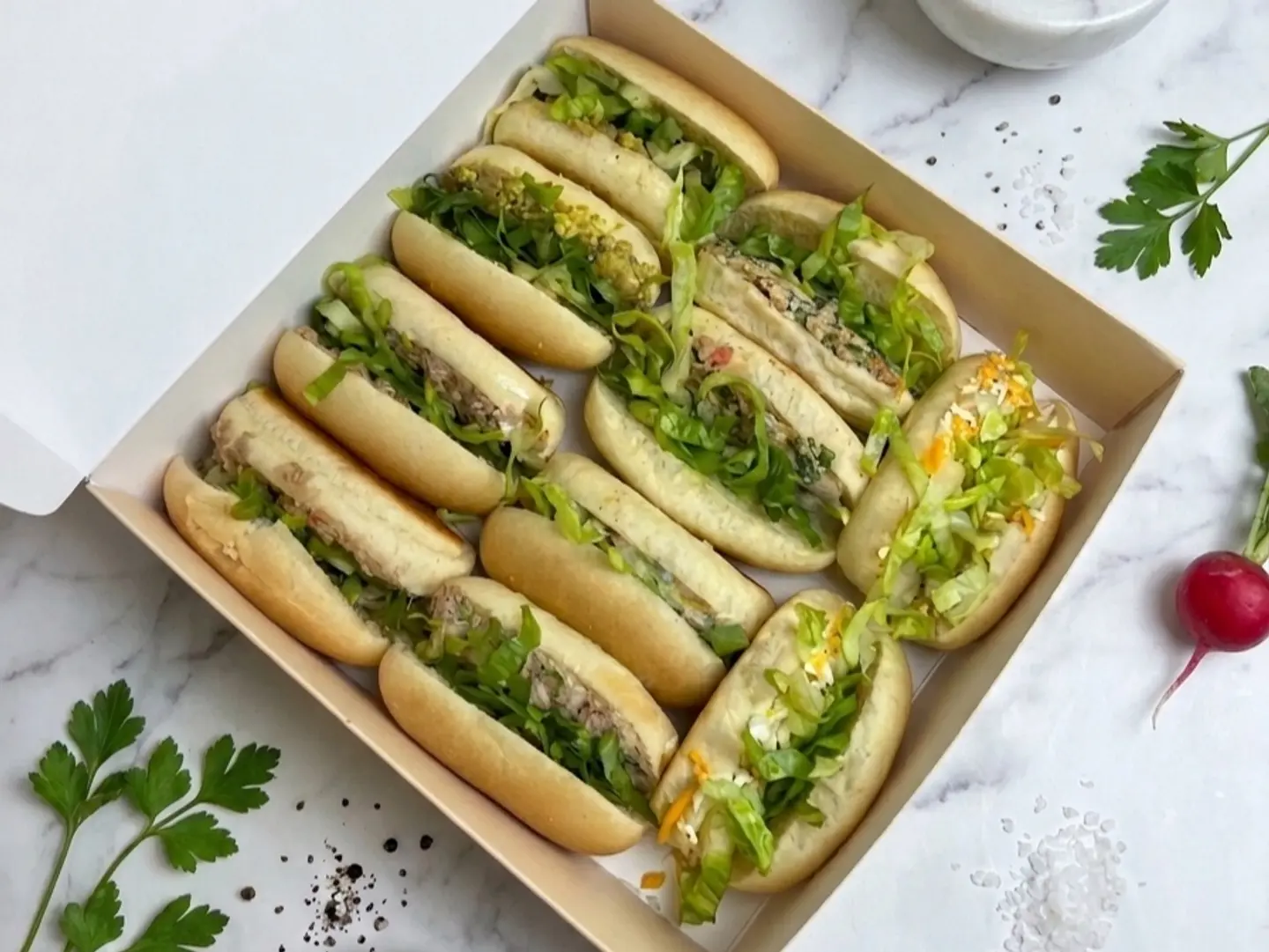 Sandwich Box (14 Pieces)