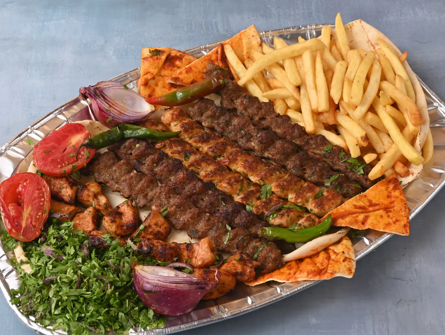 كباب مشكل - نفركباب مشكل (4 سيخ)