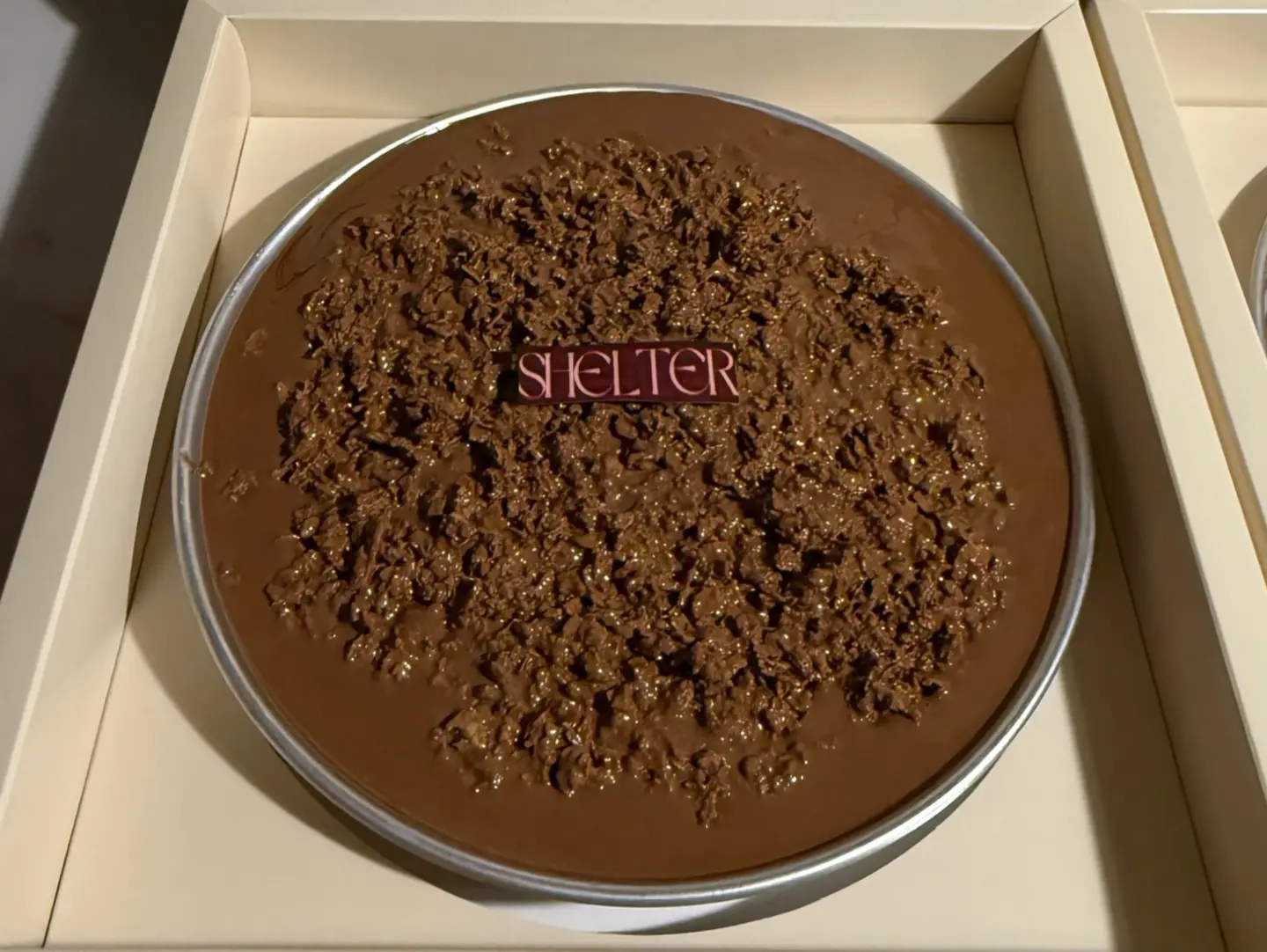 Box Crunchy Cake