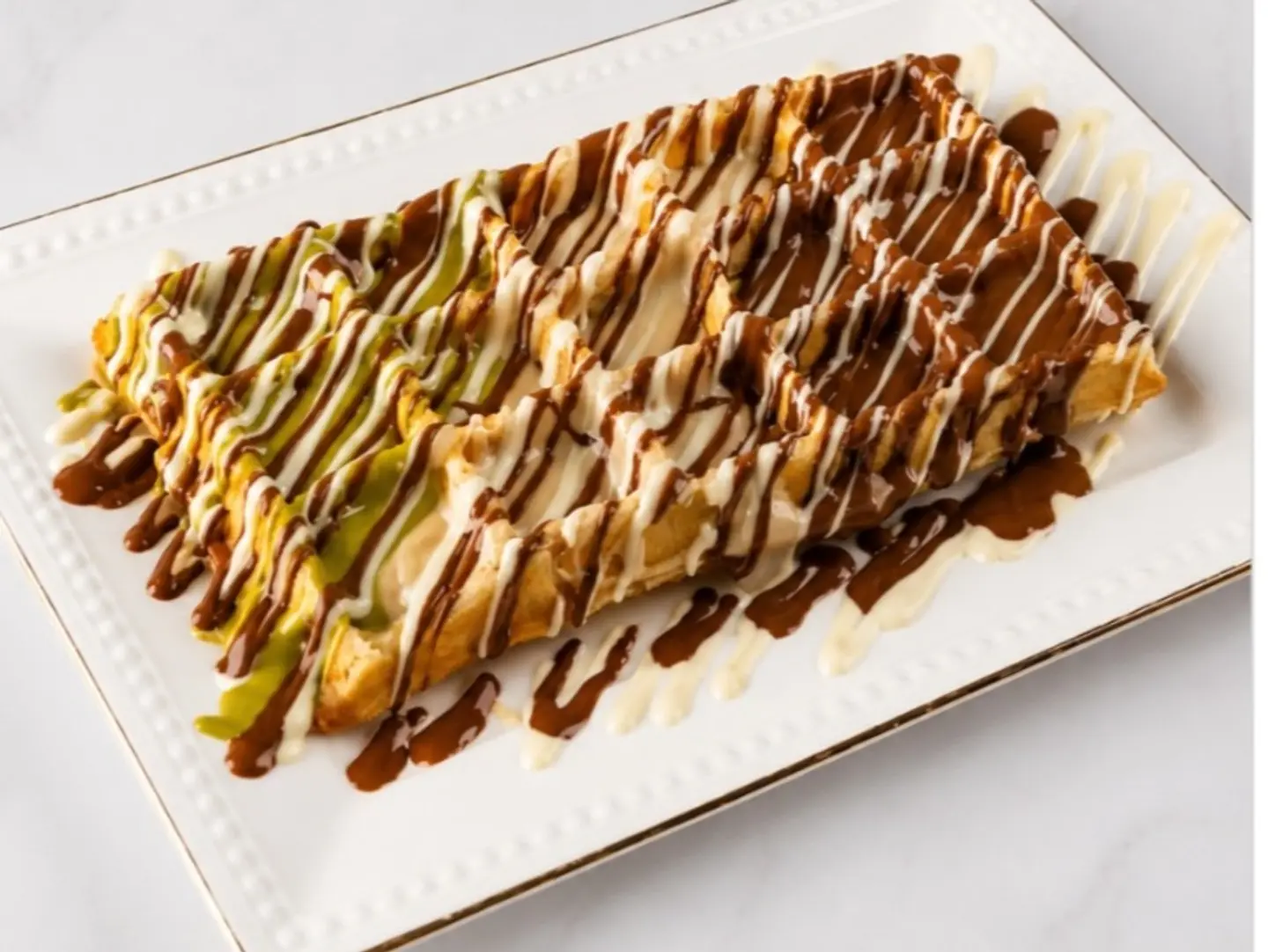 Mixed Sauce Waffle