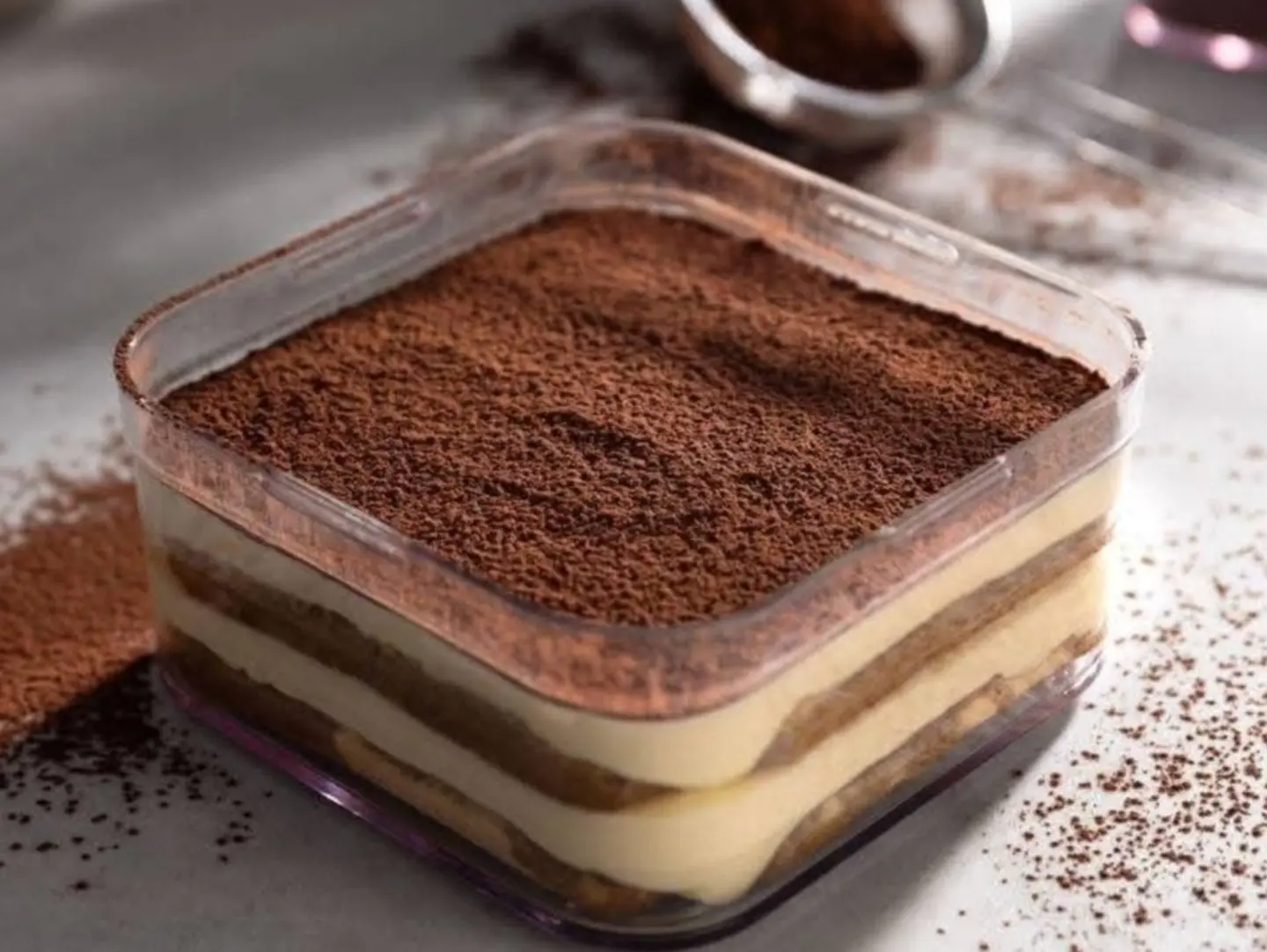 Tiramisu Cake