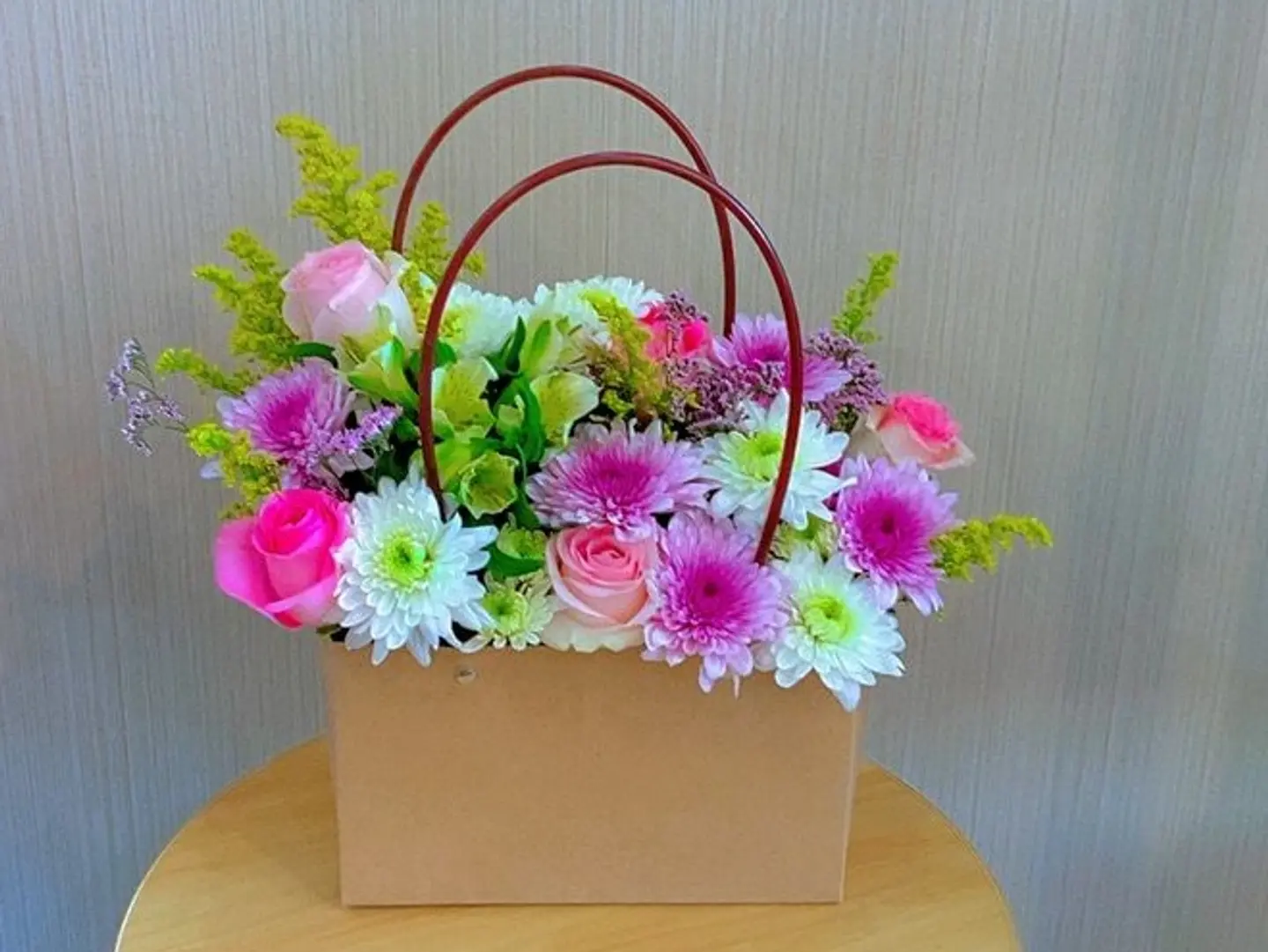 Natural Flowers In A Beige Bag.25