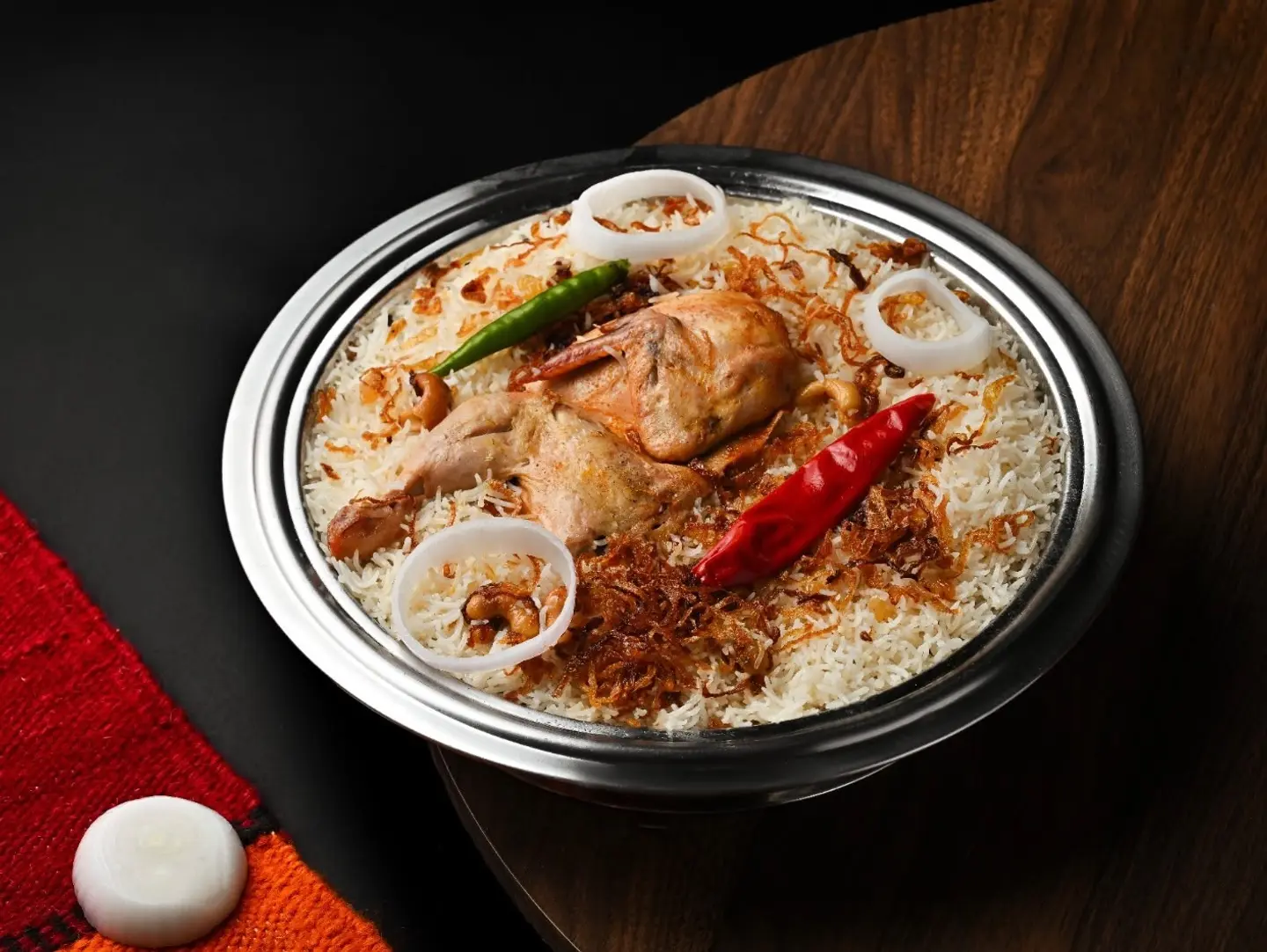 نصف دجاج حنيذ رز بشاور