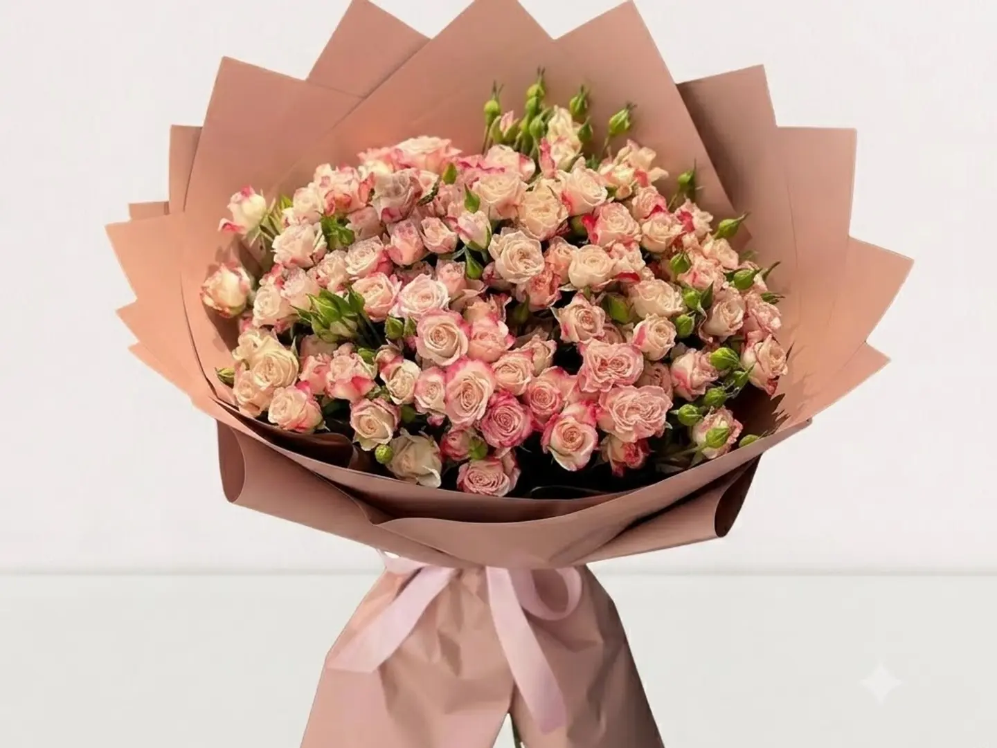 Grand Pink Spray Roses