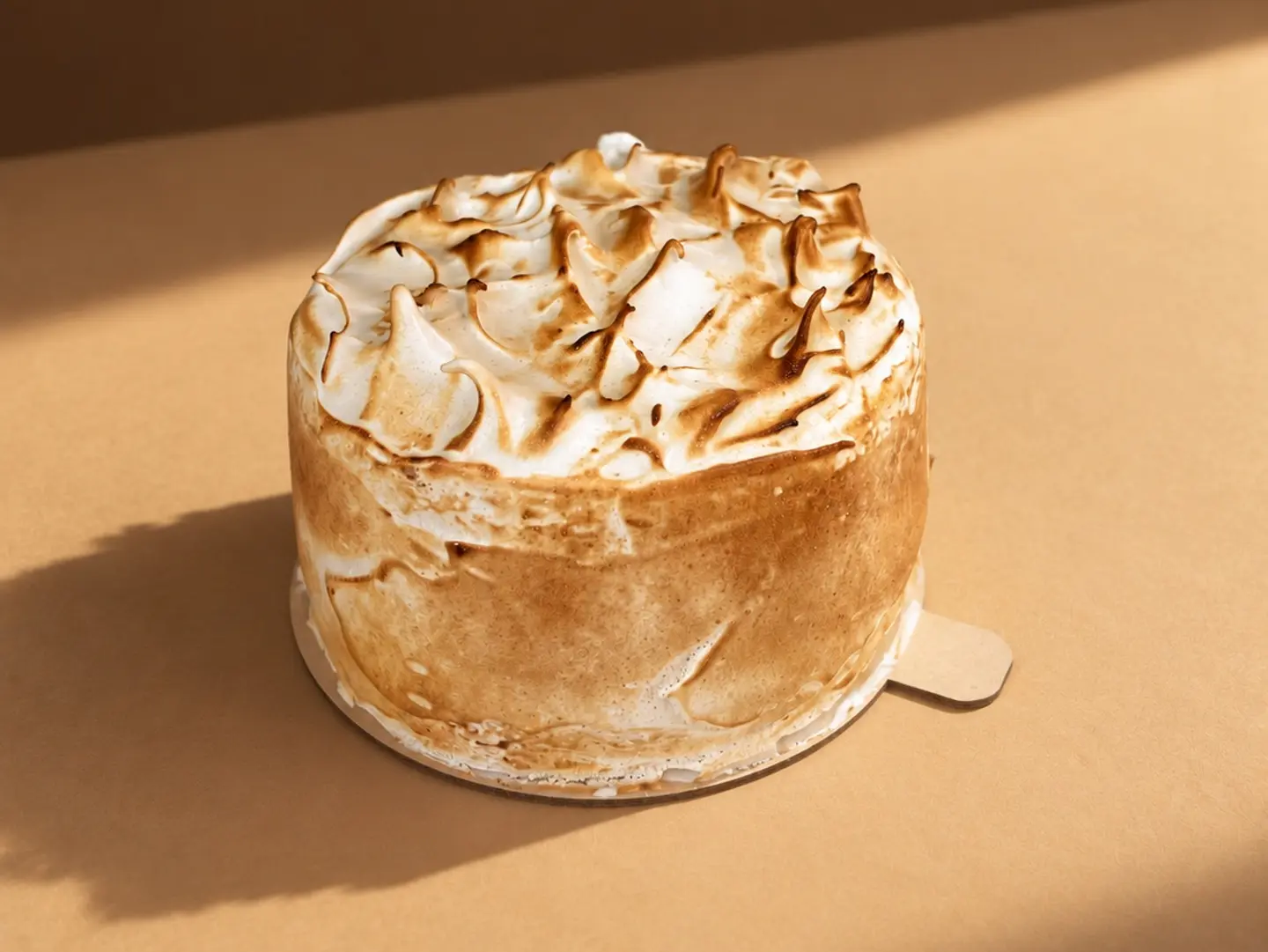 Mini Vanilla Meringue Cake