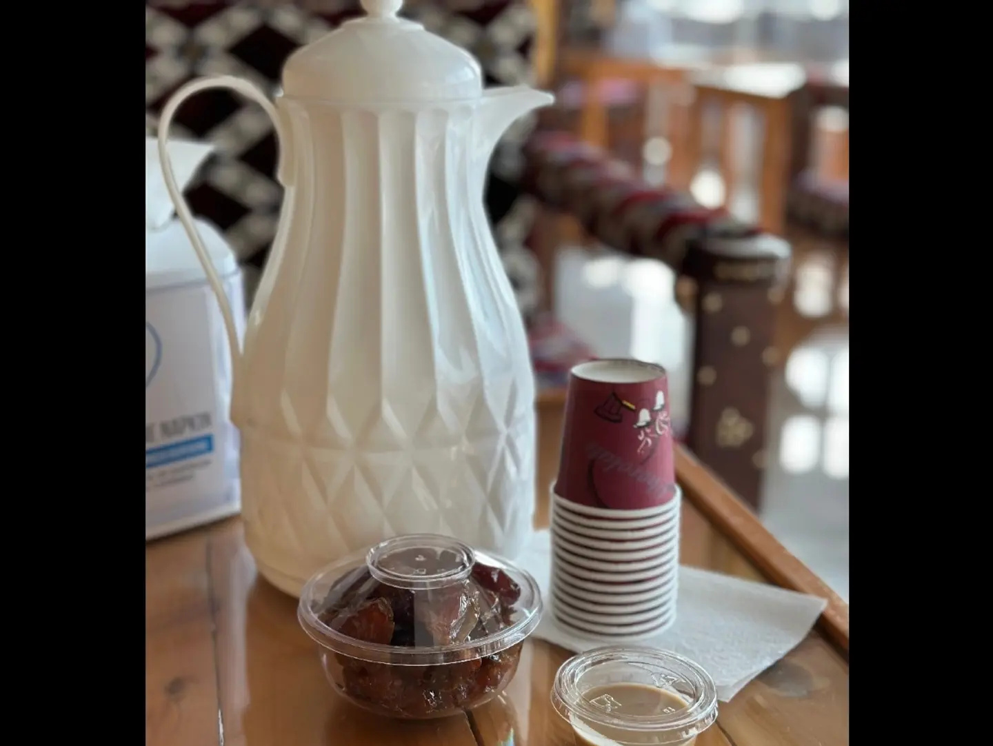 Talk Coffee With A Nail - 1 L.