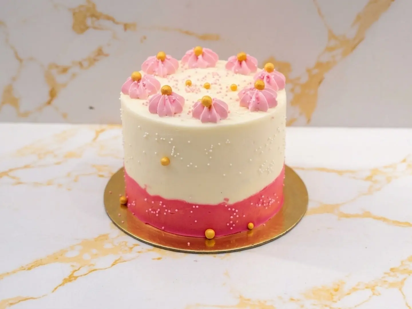 Pinky Cake   6 Inch
