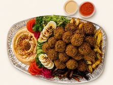 صحن فلافل وسط