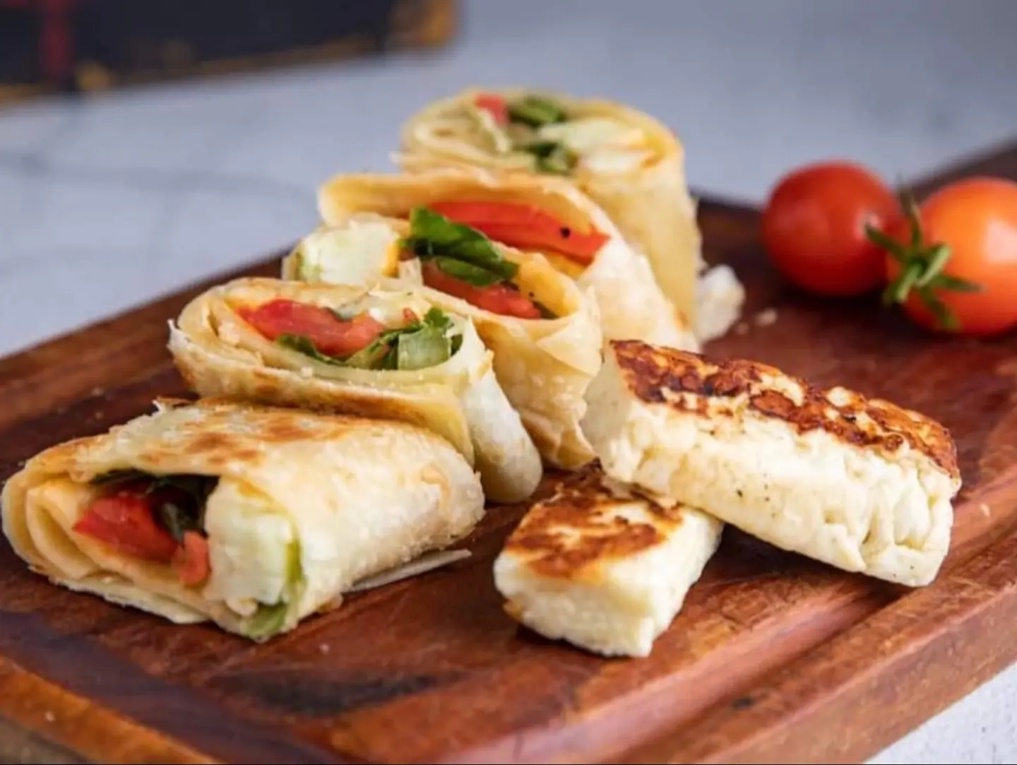 Chapati With Halloumi Cheese