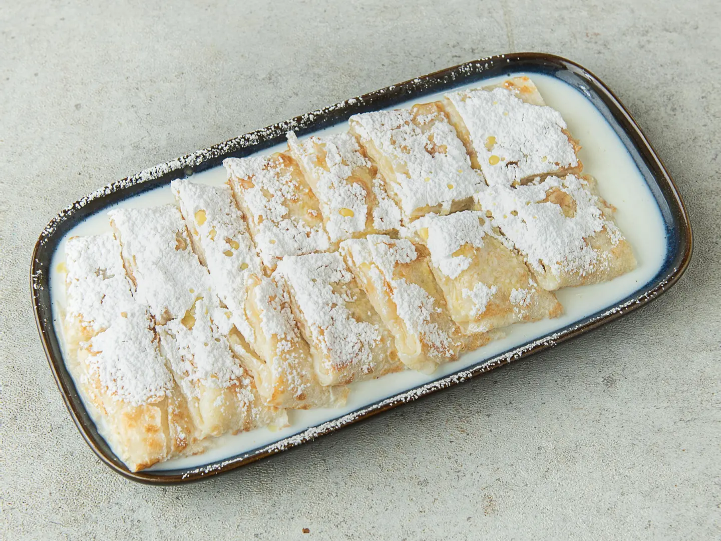 Baghsha Pie With Sugar And Milk