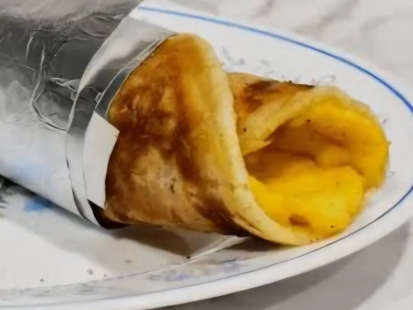 Double Pastry With Eggs