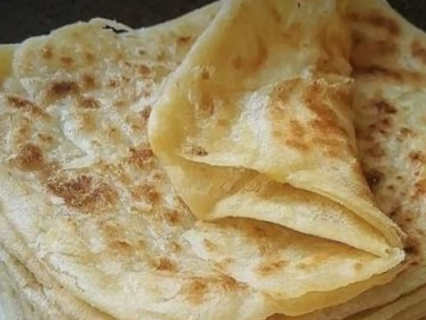 Double Pastry With Sesame