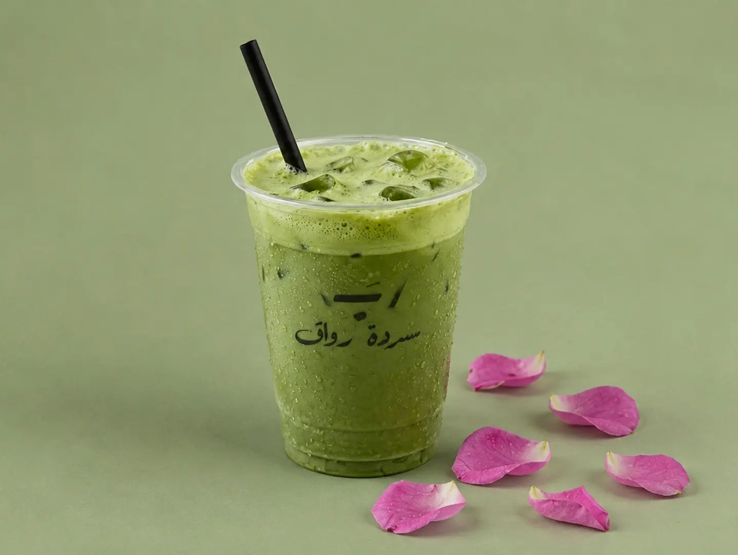ماتشا الورد