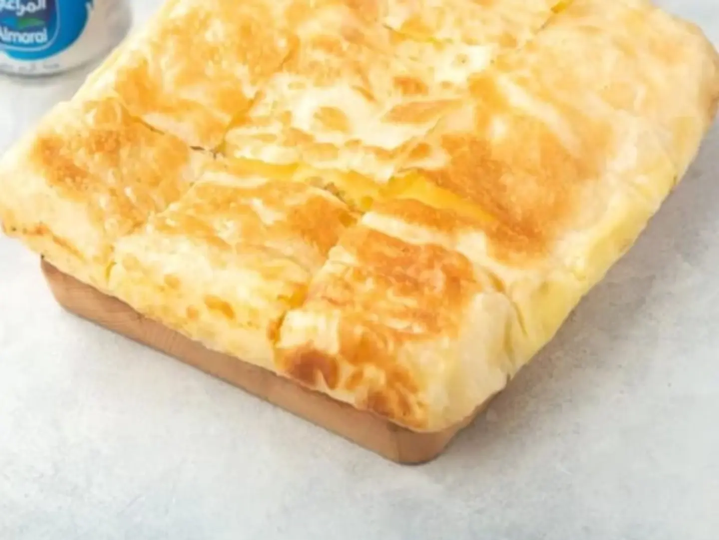 Cream Mutabbaq