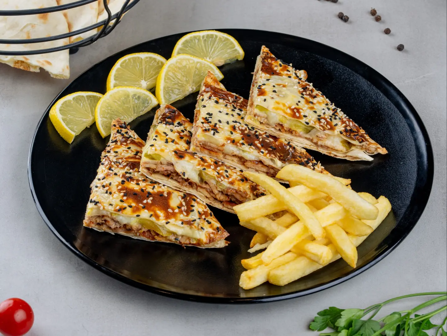 مارينا شاورما لحم
