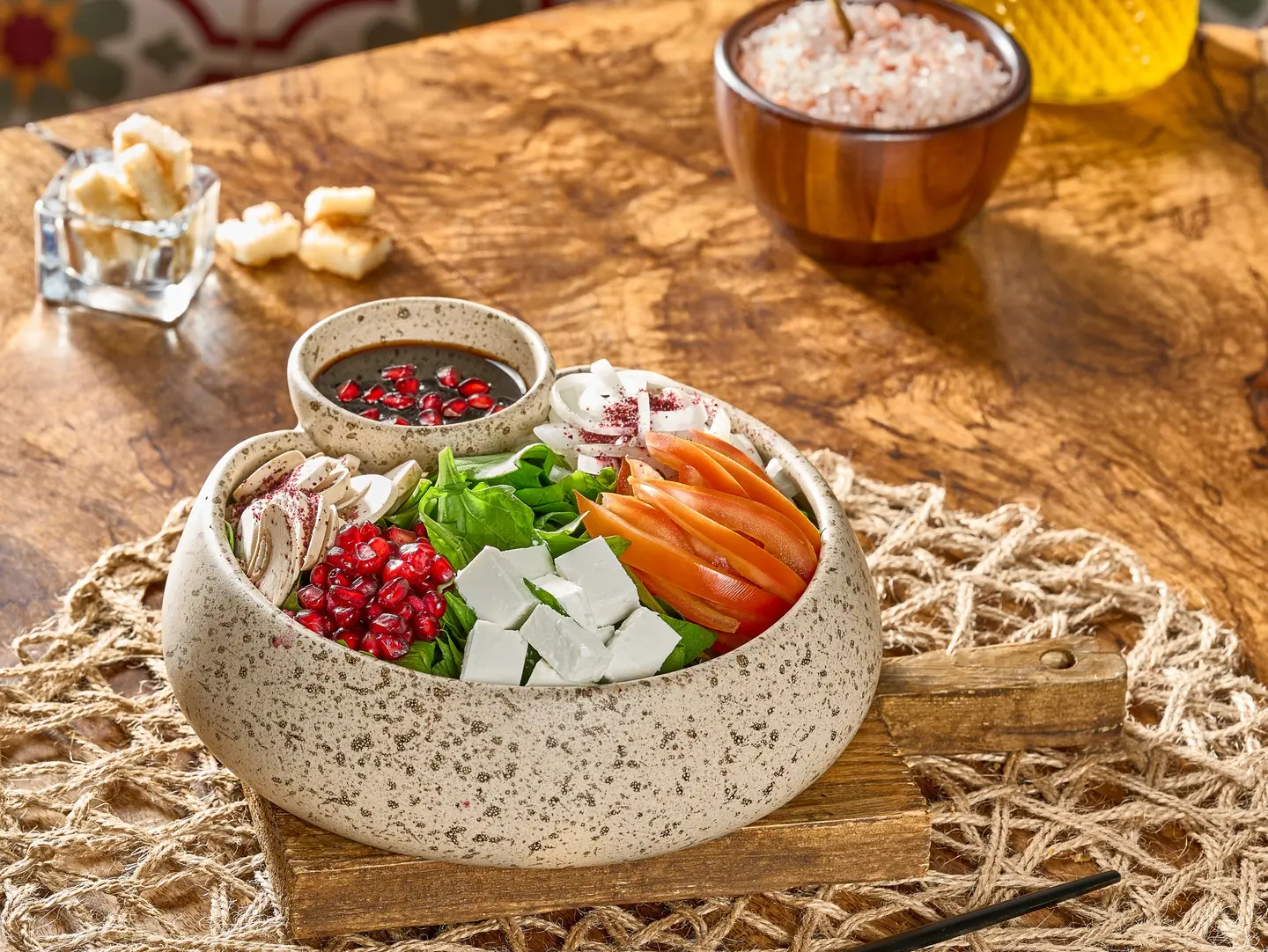 سلطة جرجير مع الرمان