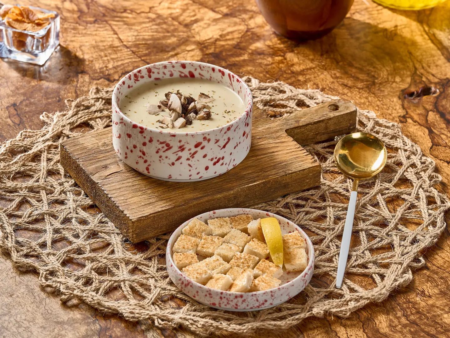 شوربه كريمه بالفطر