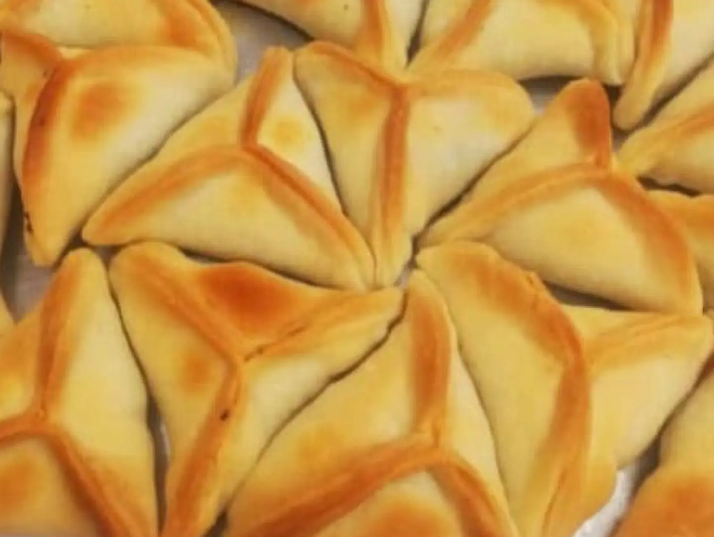 Darzon Spinach Ajan - 24 Piece
