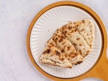 لبنه بالزيتون