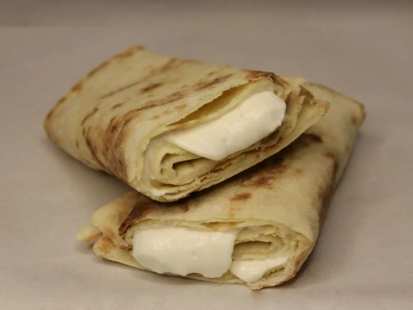 Hallom With Akawi Cheese - Hallom With Akawi Mini