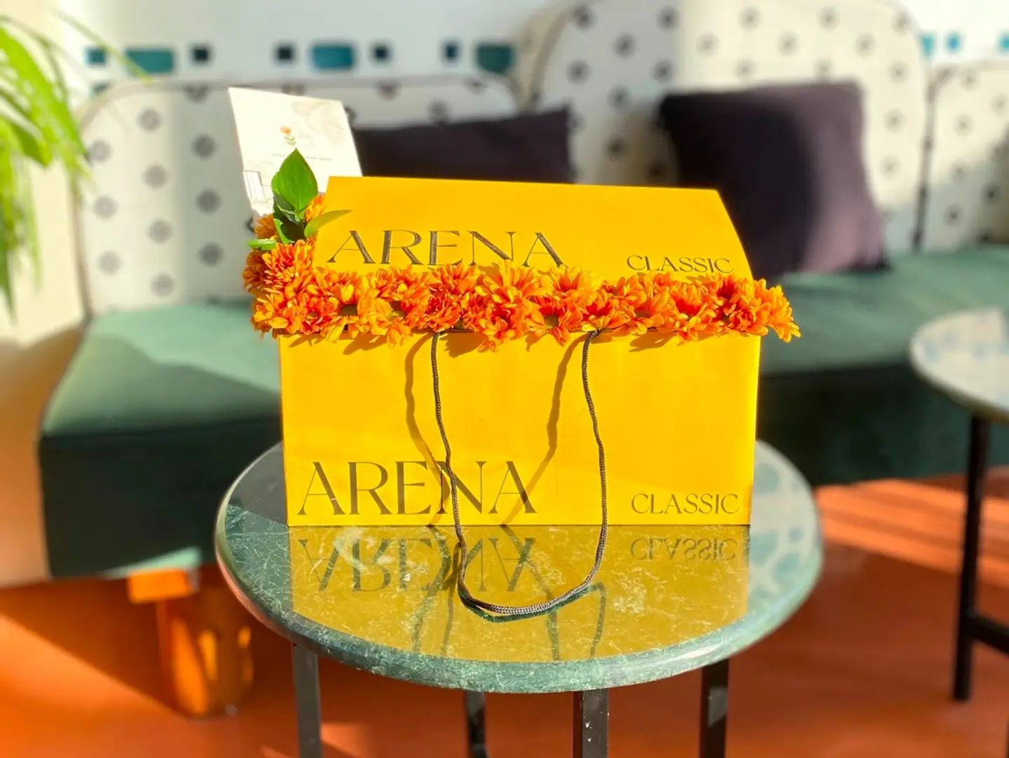 Chocolate Arena With Roses 14