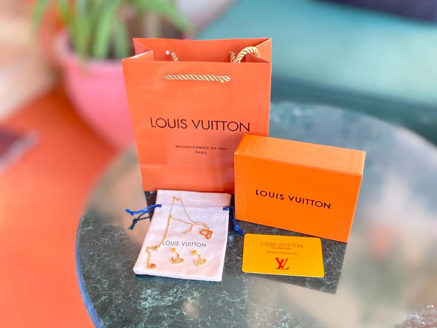 Louis Vuitton Necklace 2