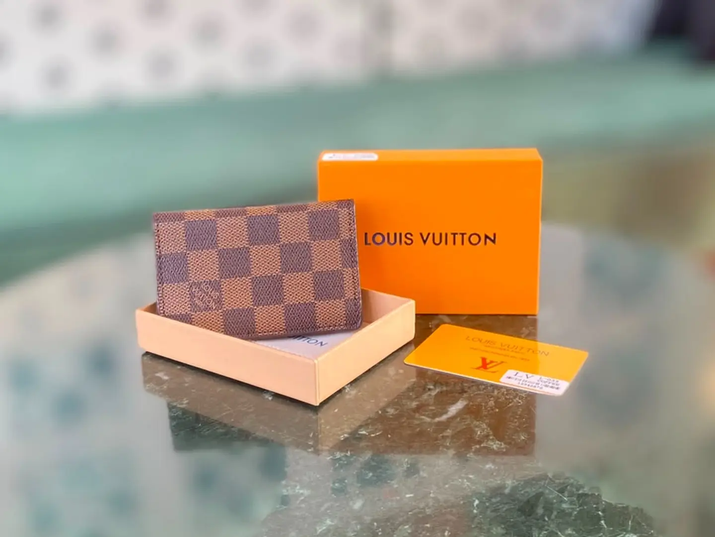 Louis Vuitton Men's Wallet 7