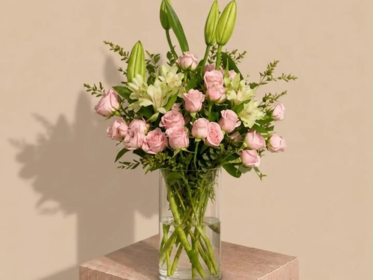 Rose Velvet Vasa