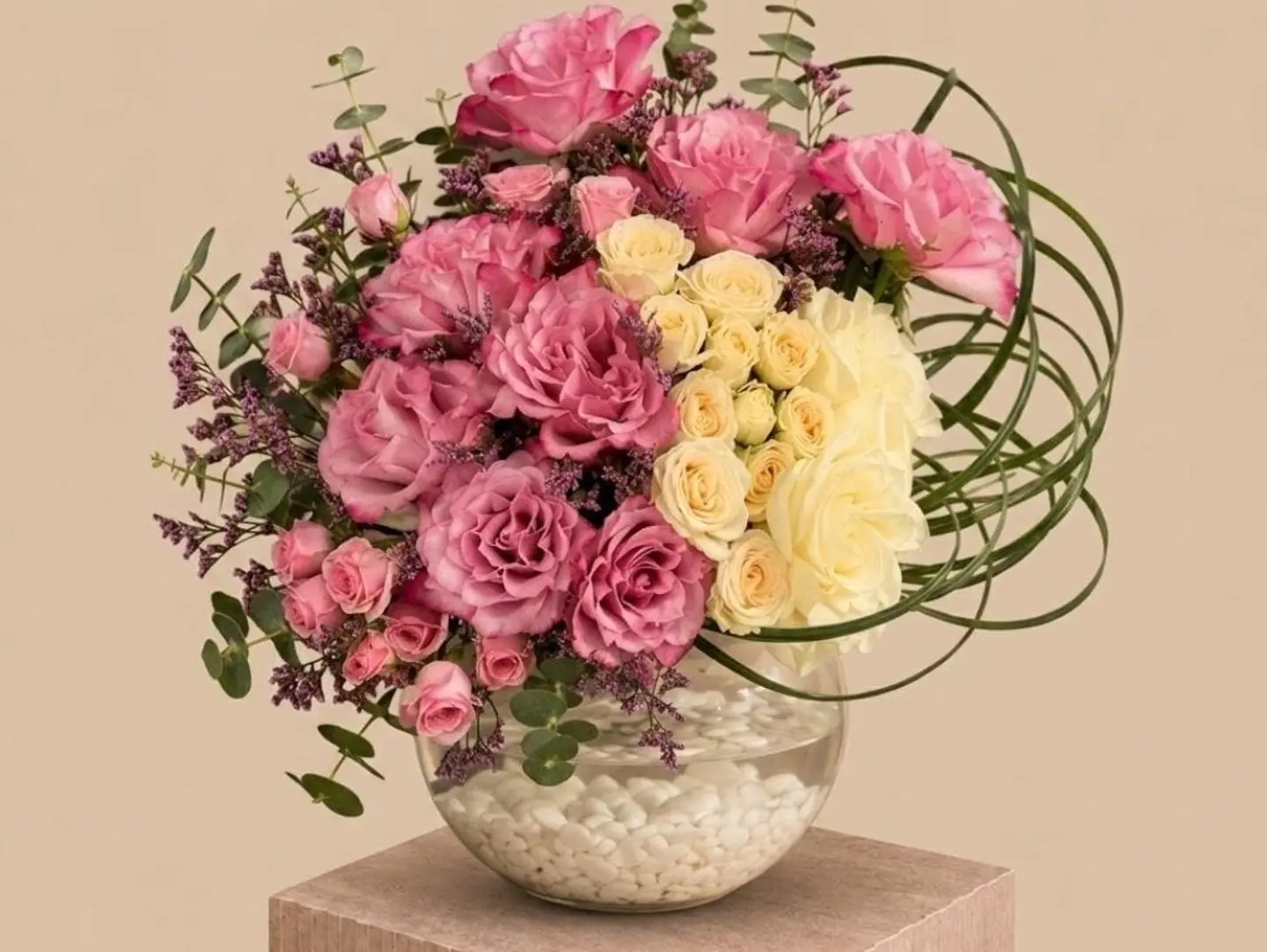Rosy Elegance Vasa