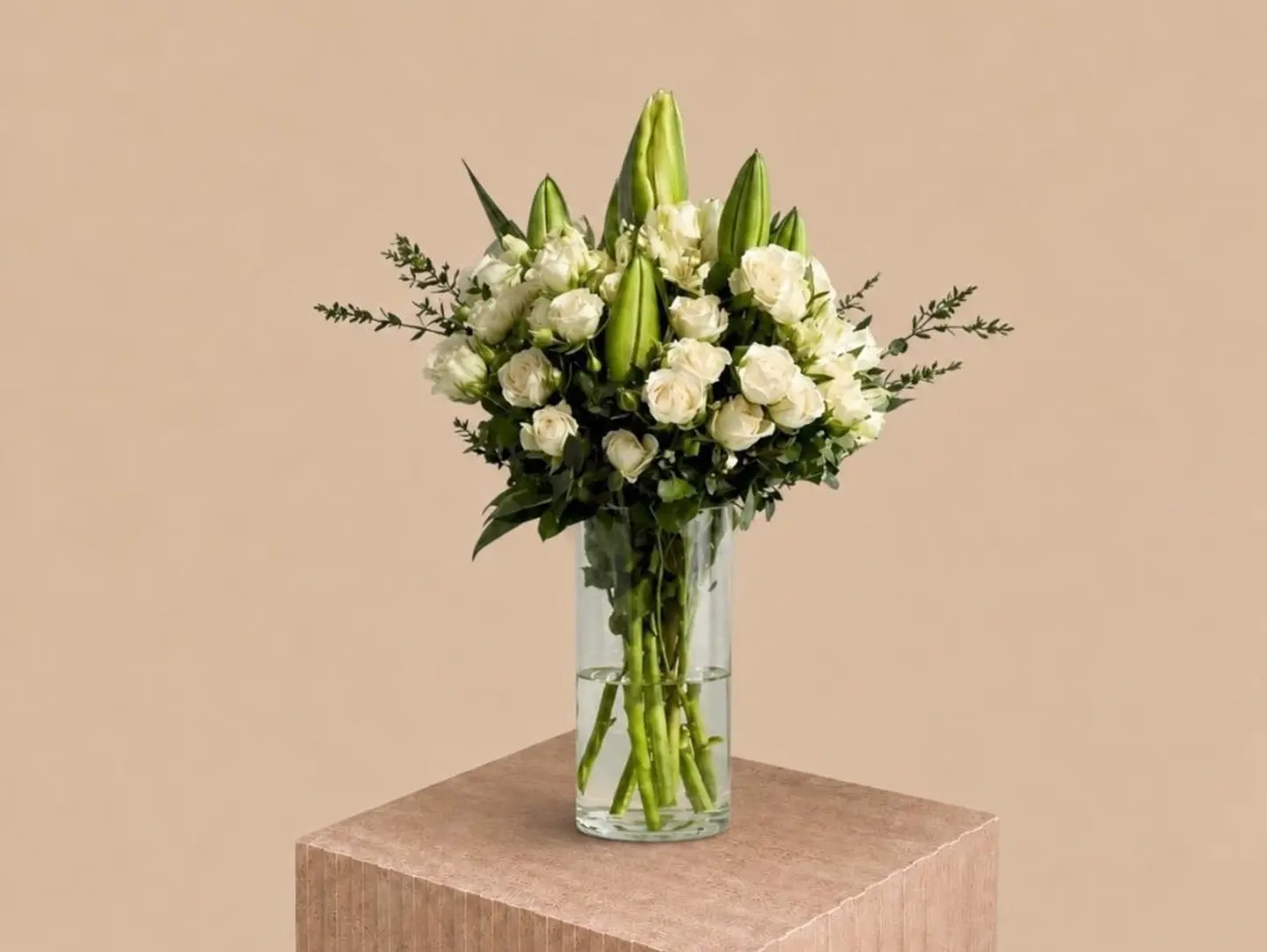 White Bloom Vasa