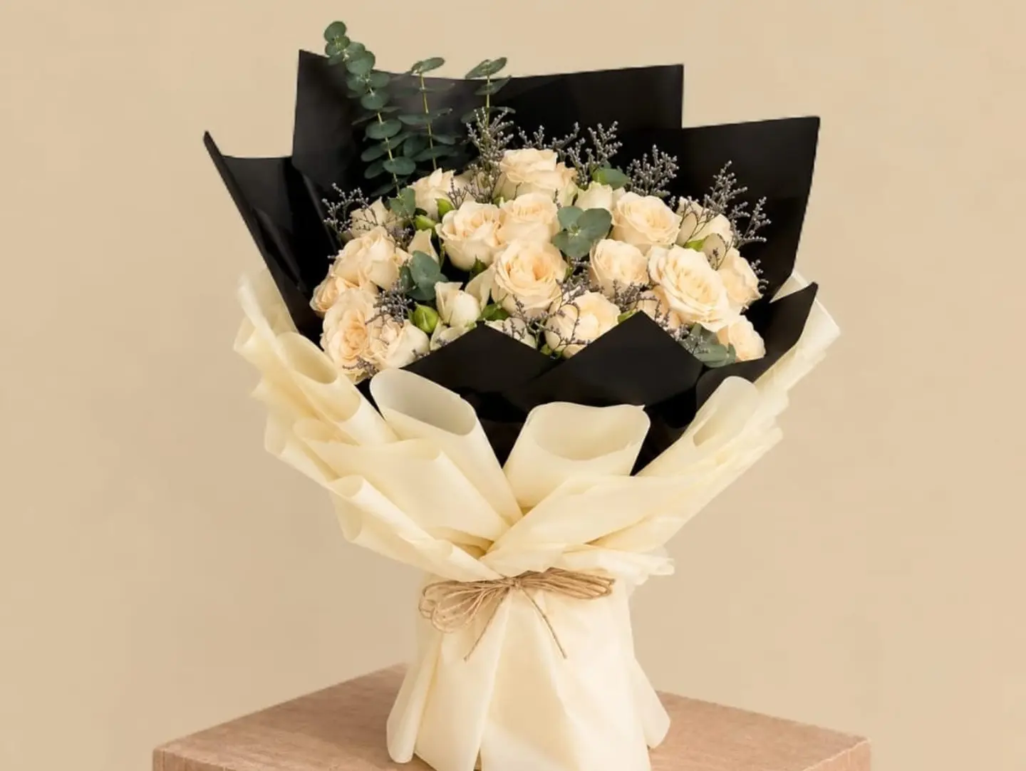 Beige Bouquet