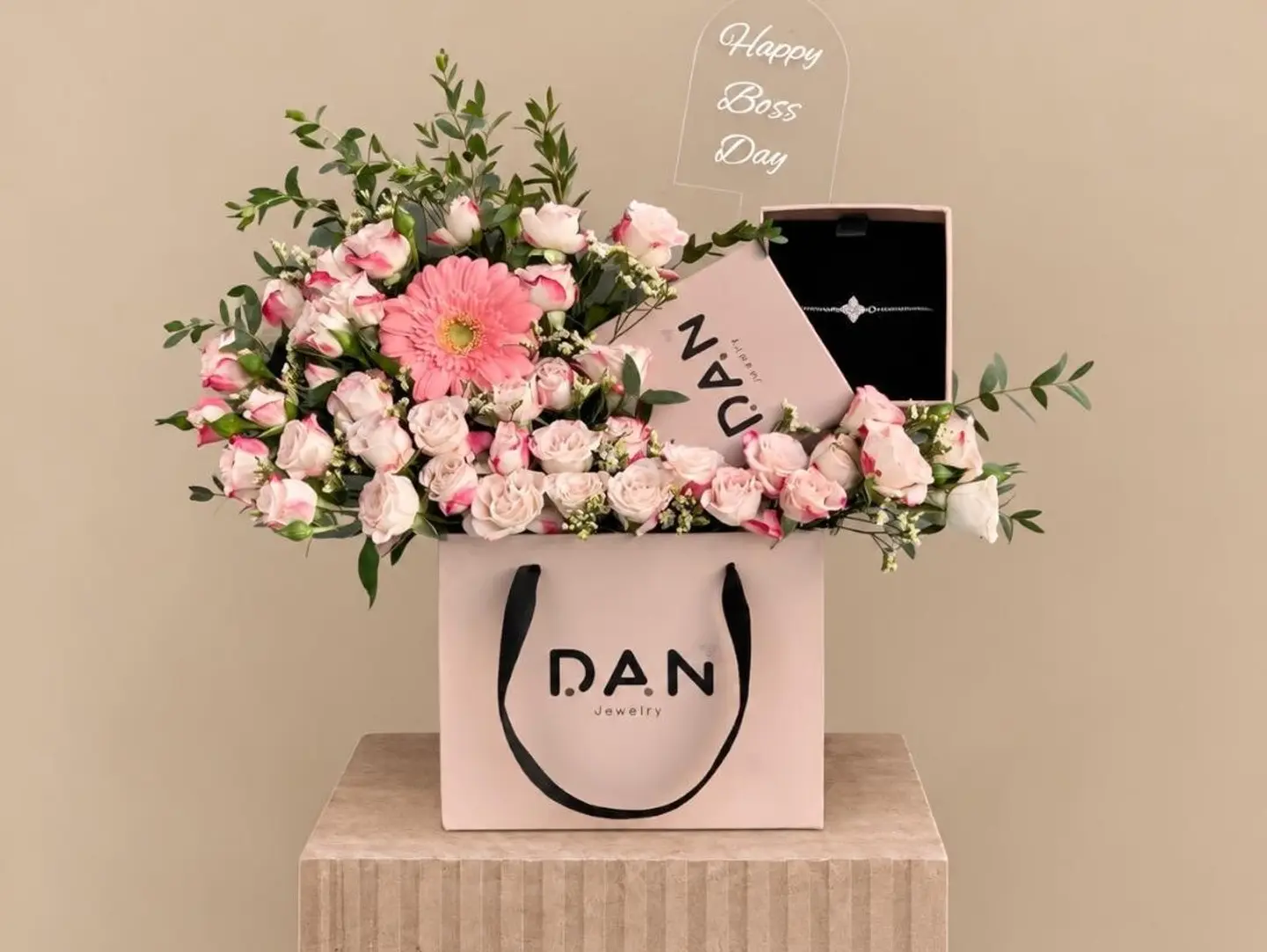 Elegance Gift