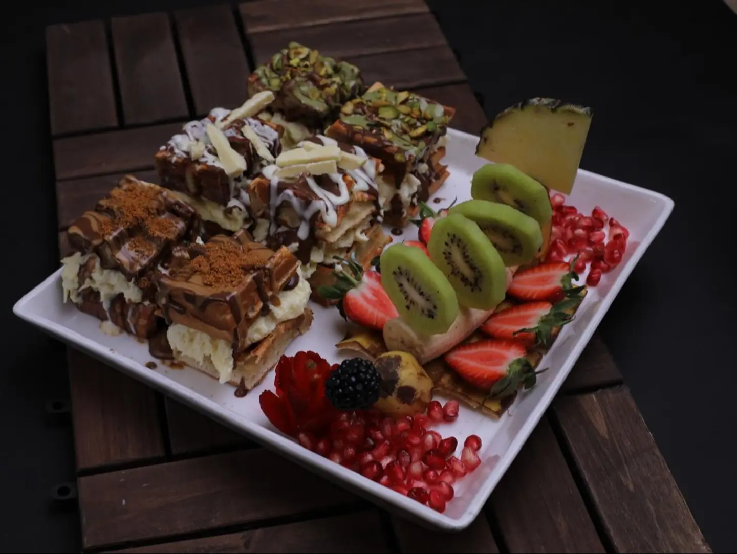 Fruit Waffle With Cream - Small