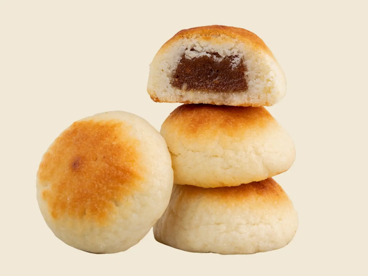 Kiri Maamoul With Date & Cashew Filling
