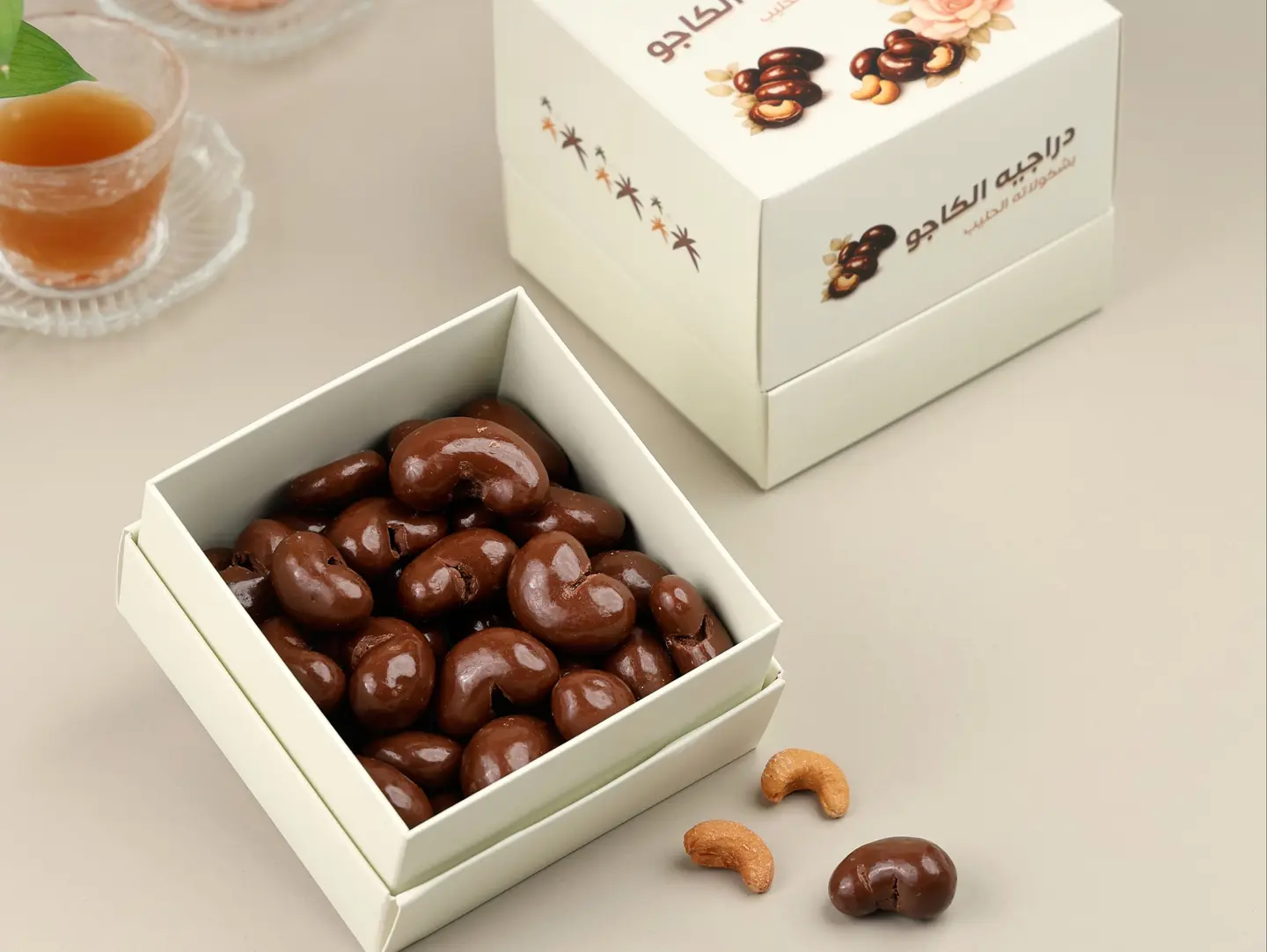 Milk Chocolate Coated Cashew Dragées