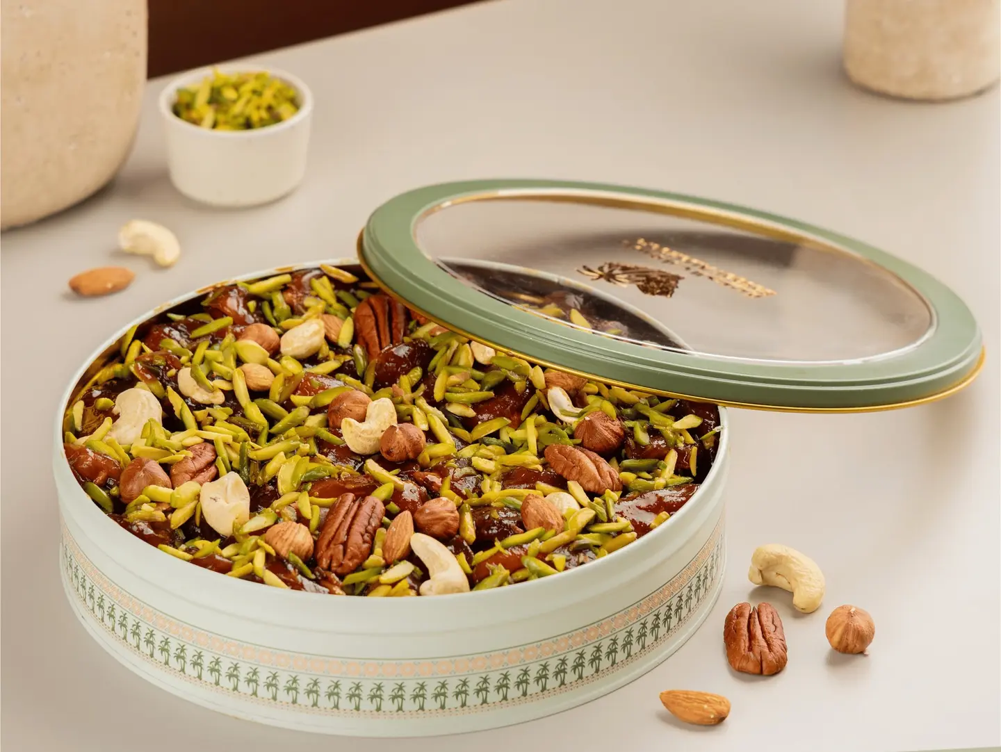 Khalas Dates With Nuts