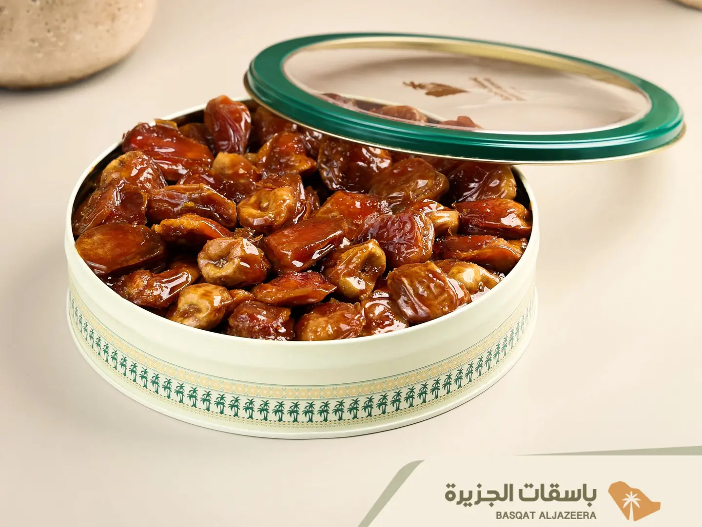 Crystallized Sukkari Dates With Date Syrup