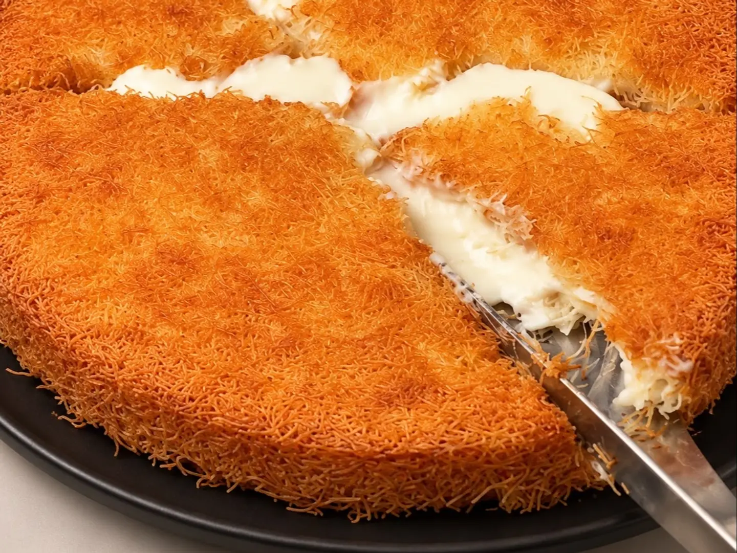 Hot Kunafa Cream  - Big